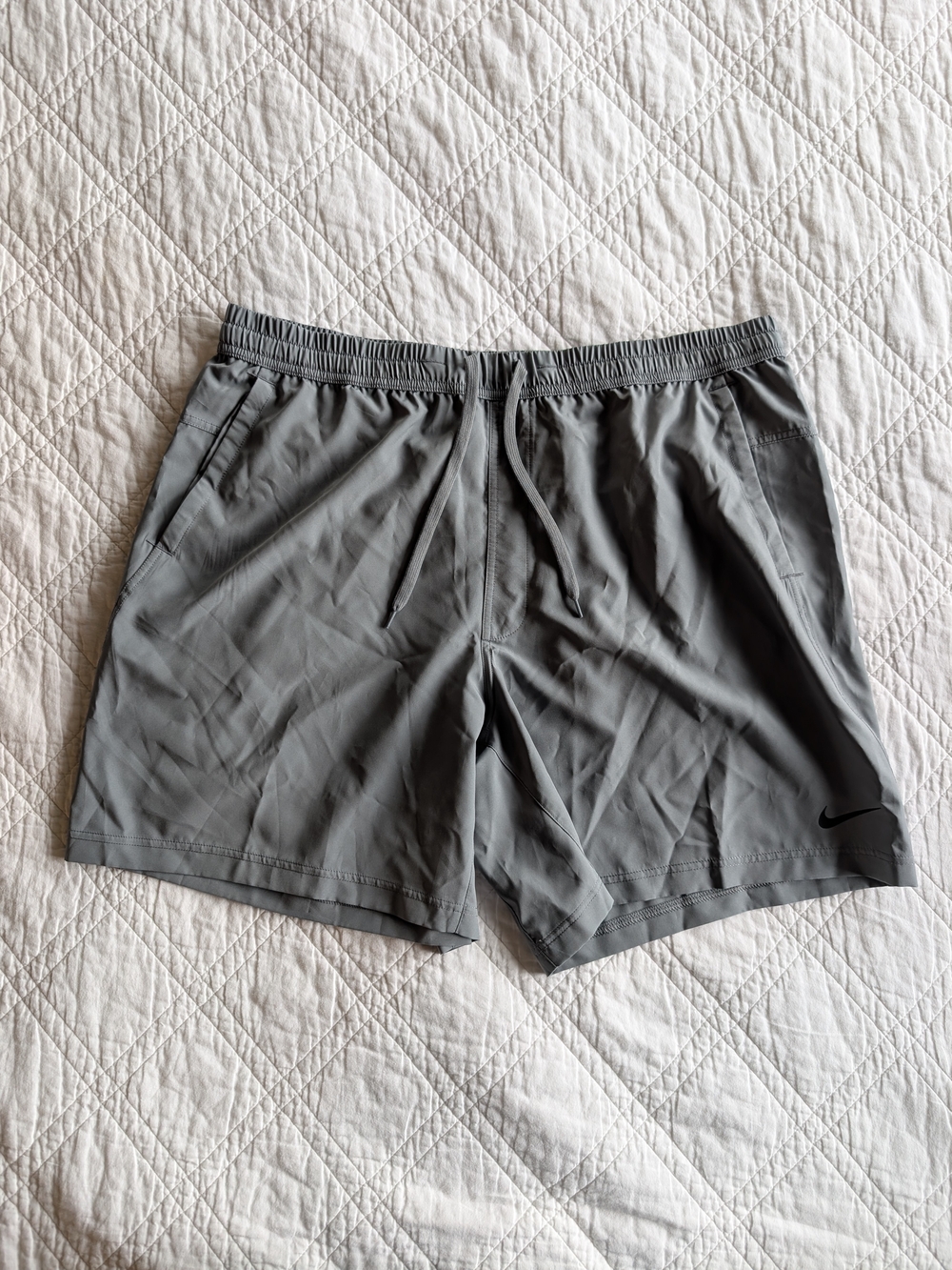 Nike Men’s Gray Performance Training Shorts NWT